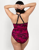 1372_DramaticRoses_BackShot2_L_900x_4ab56835